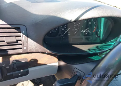 2001 BMW 325I from USA, damaged, VIN WBAAN37471ND47099